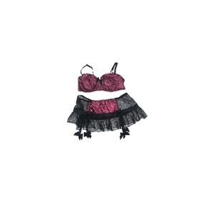 Frederick’s of Hollywood Lingerie Set - Women’s Size Medium